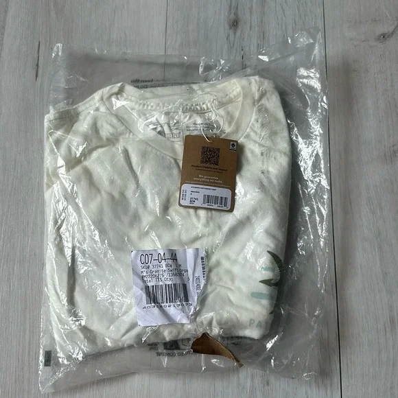 Patagonia Men's Granite Swift Organic T-Shirt Size Medium Birch White NWT - Picture 3 of 4